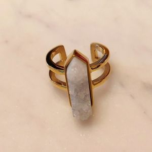 Kinsley Armelle Parvus Quartz Ring